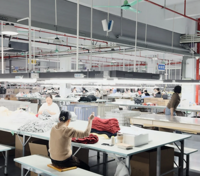 the  inspection workshop of sweater factory, knitwear manufacturers hersweaters