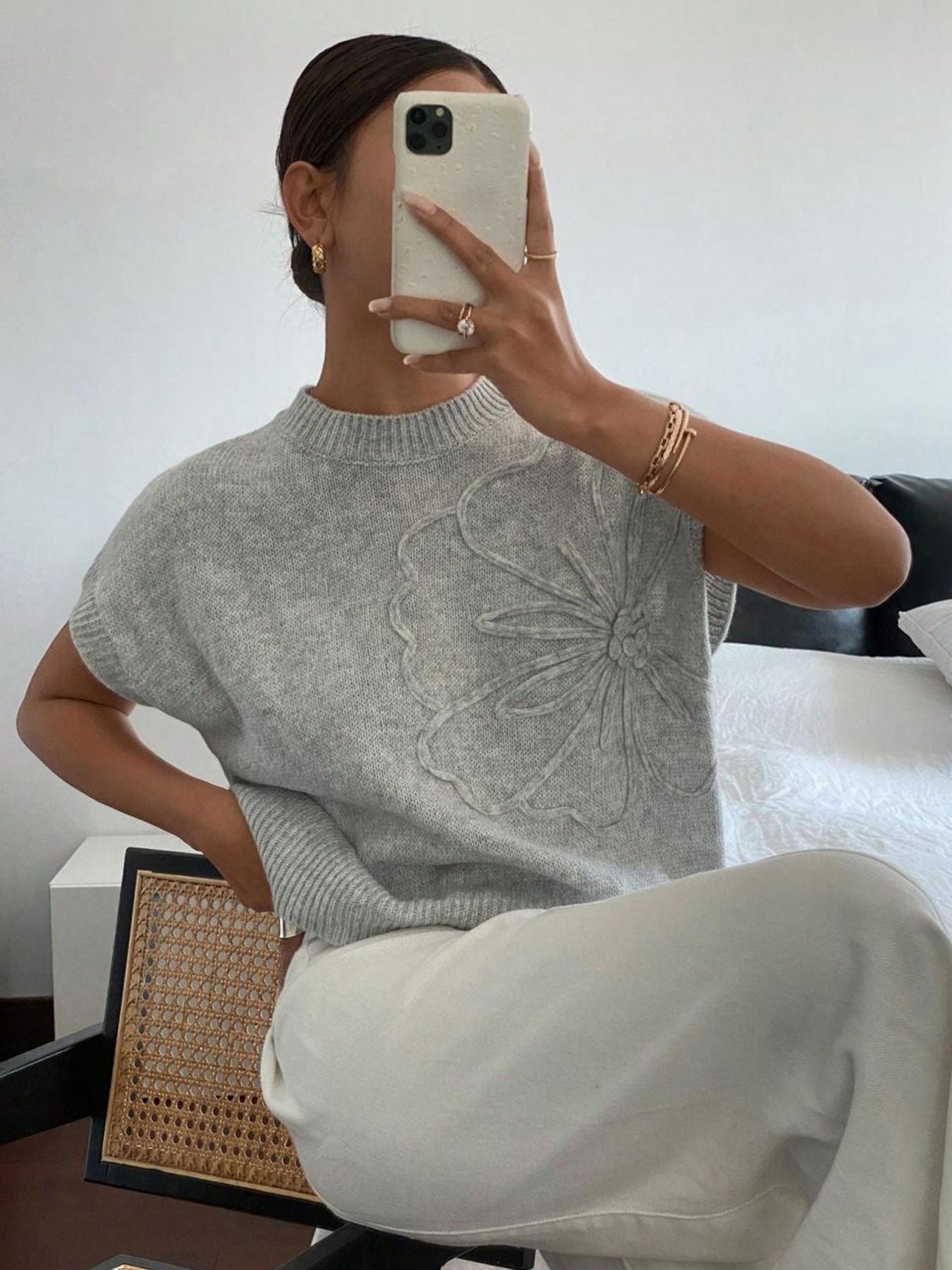 Women's  Sleeveless Sweater Vest with 3D Floral Design