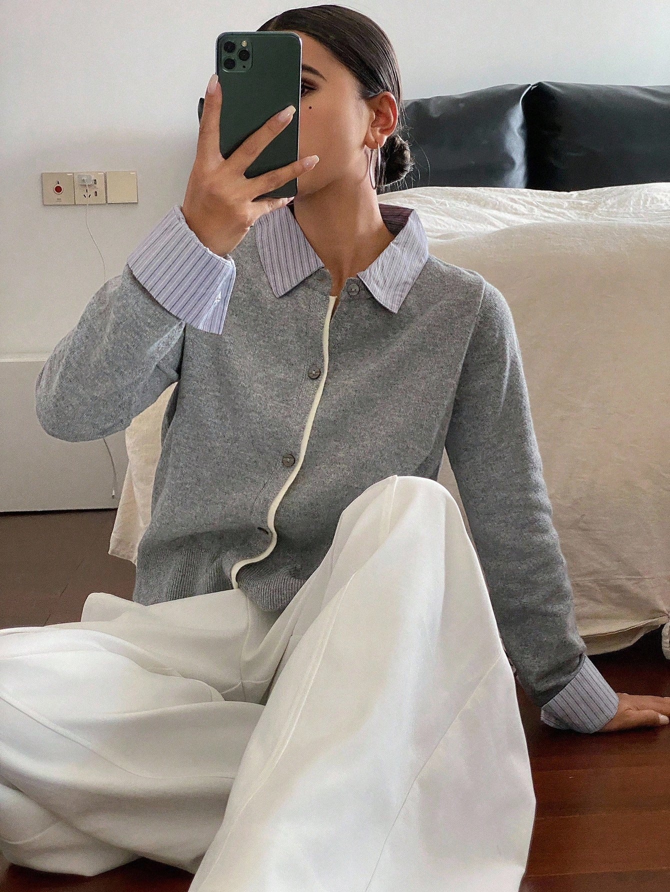 Women's Chic Collared Cropped Knit Cardigan