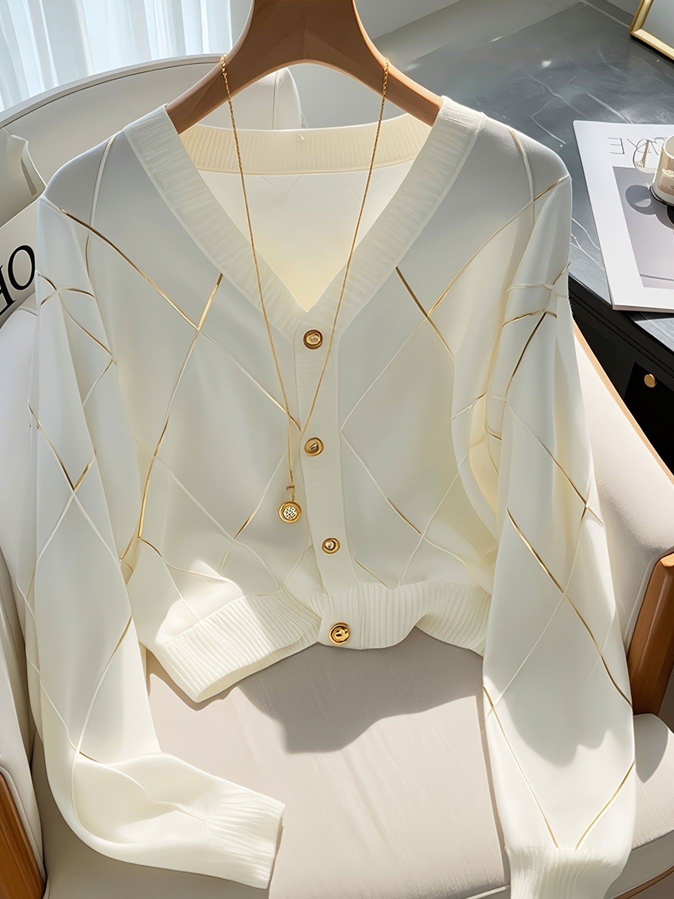 #SF019 Diamond 16 Gauge Intarsia Knit Wool Blend V-neck Cardigan for Women